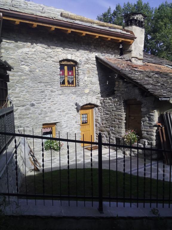 La Maison De Toyen Nus Exterior foto