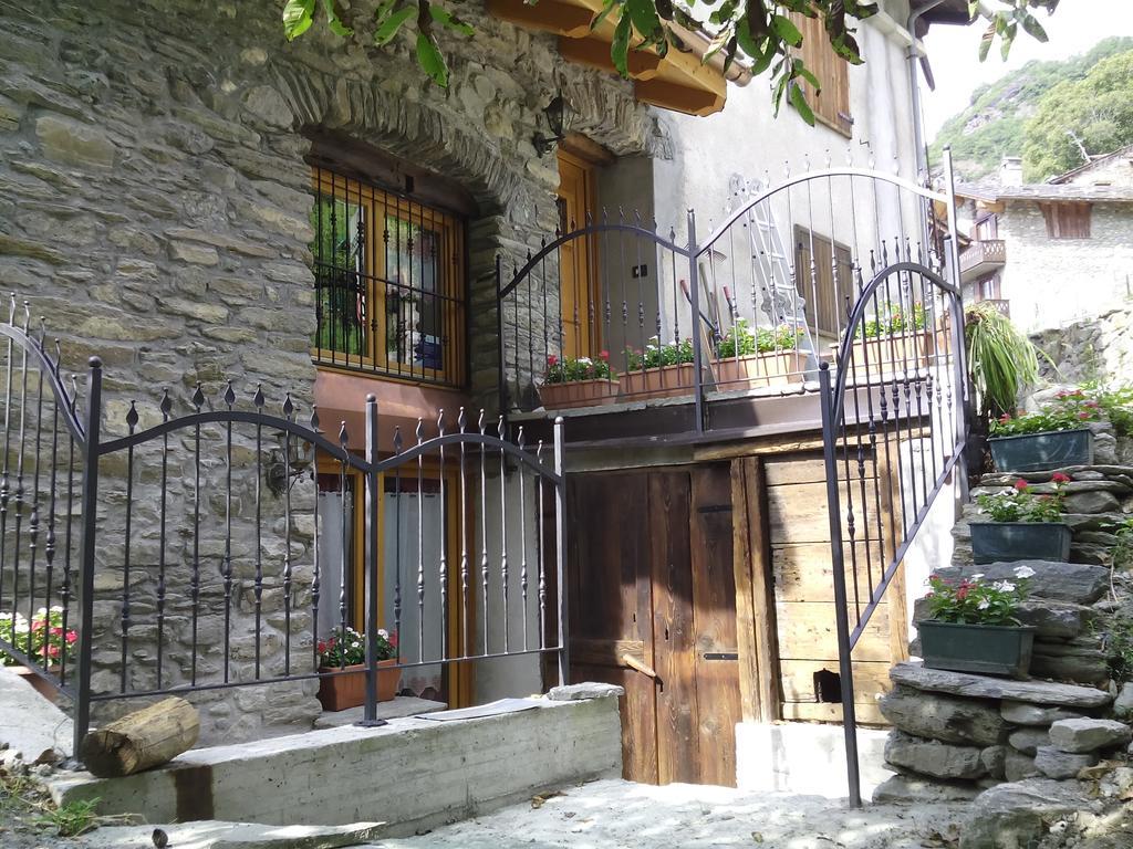 La Maison De Toyen Nus Exterior foto